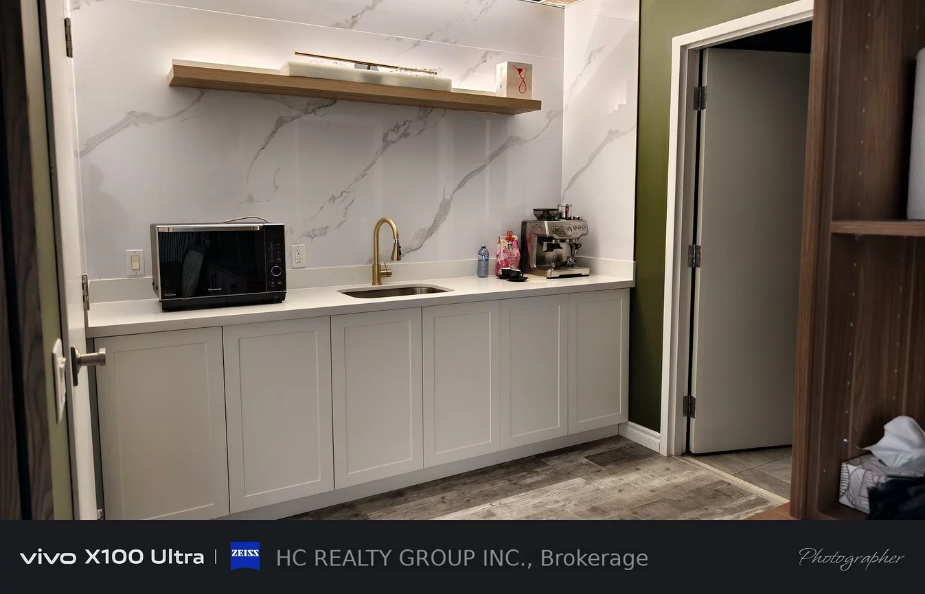 235, Industrial, Aurora Grove, Aurora