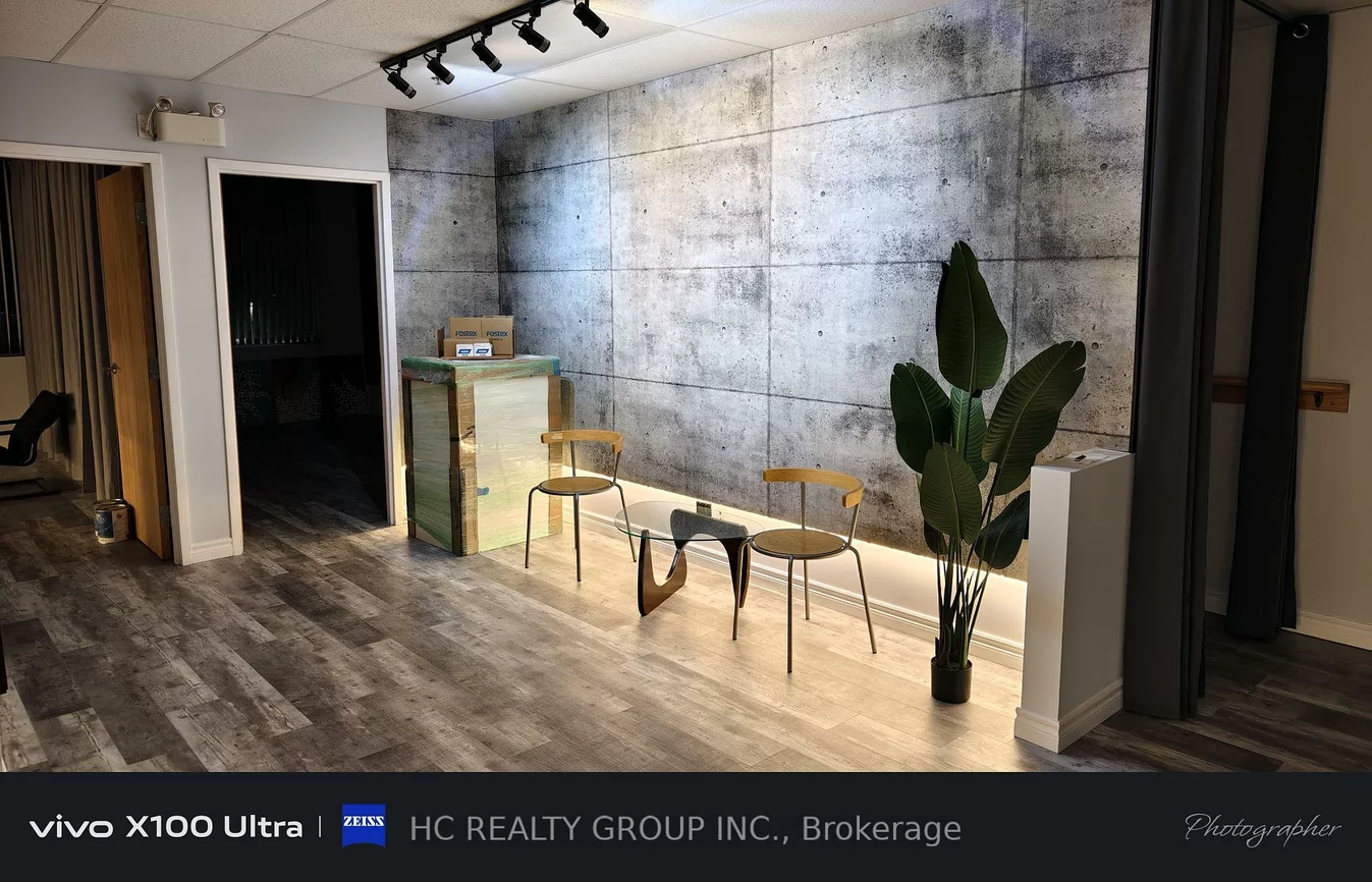 235, Industrial, Aurora Grove, Aurora