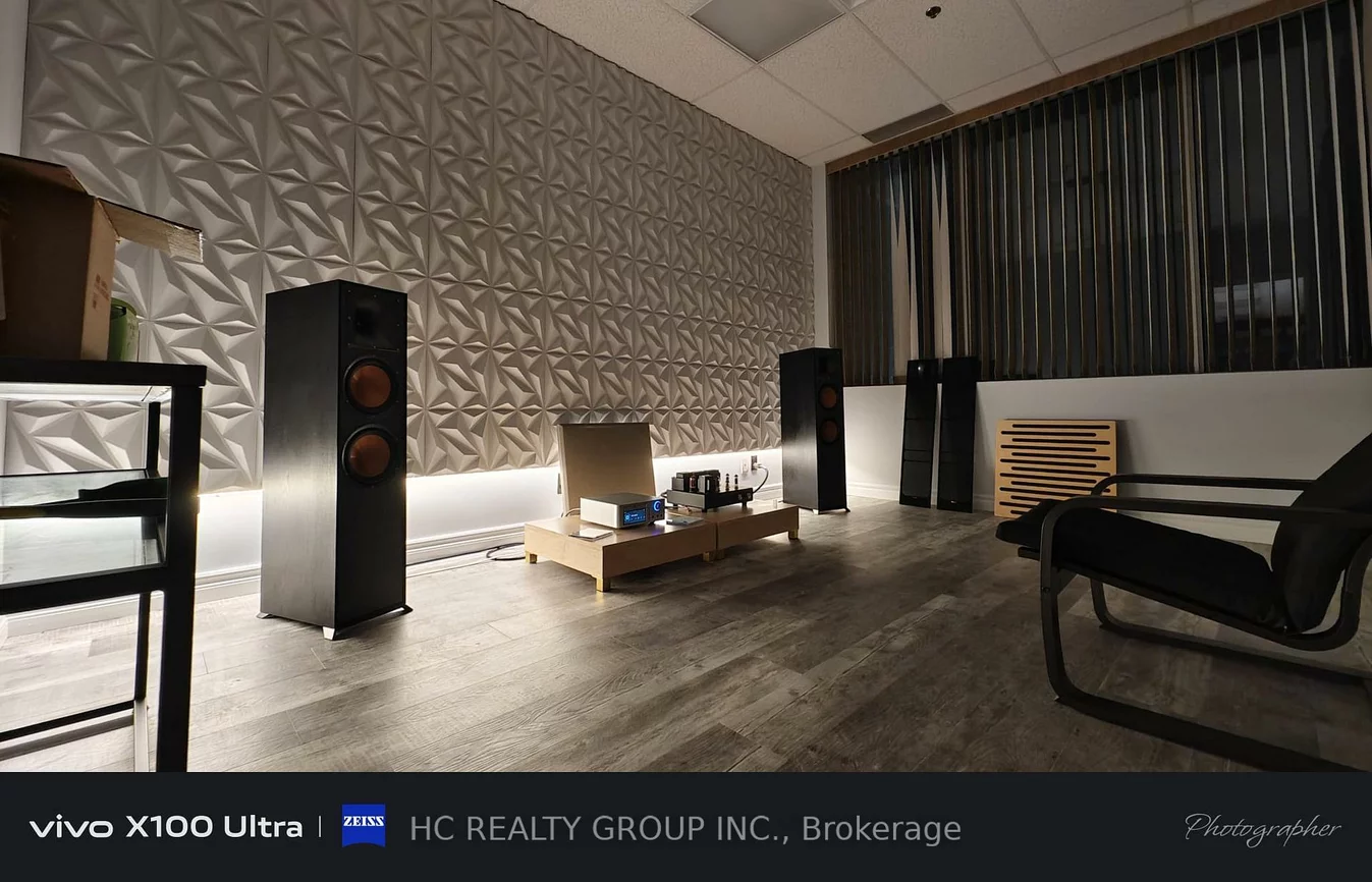 235, Industrial, Aurora Grove, Aurora