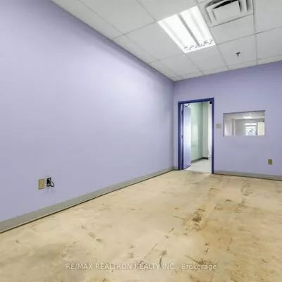 297, Wellington, Bayview Northeast, Aurora