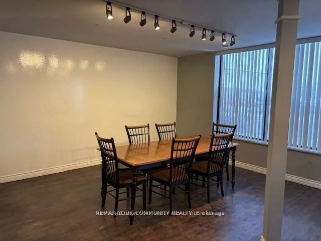 220, Industrial, Aurora Village, Aurora