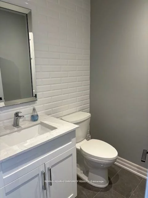 220, Industrial, Aurora Village, Aurora