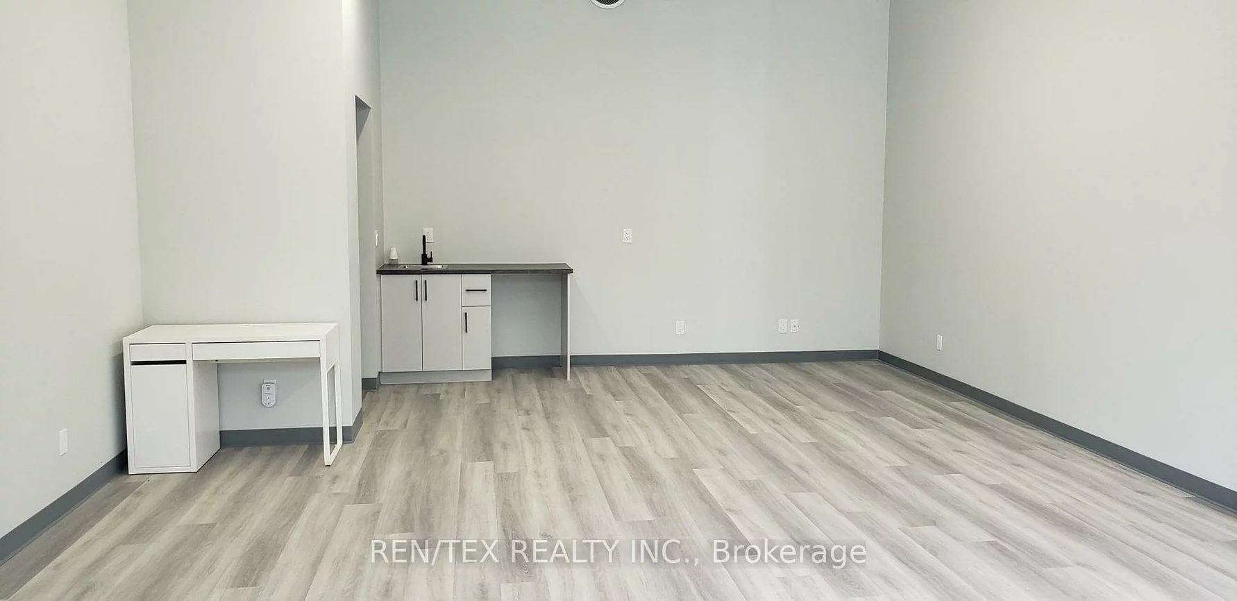 125, Don Hillock, Bayview Southeast, Aurora