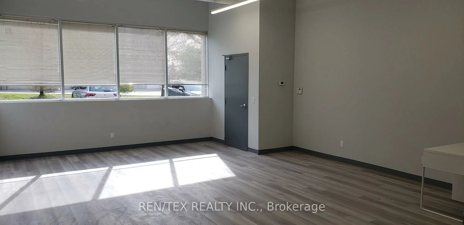 125, Don Hillock, Bayview Southeast, Aurora