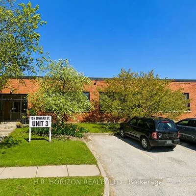 155, Edward, Aurora Village, Aurora