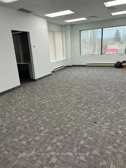 14845, Yonge, Aurora Village, Aurora