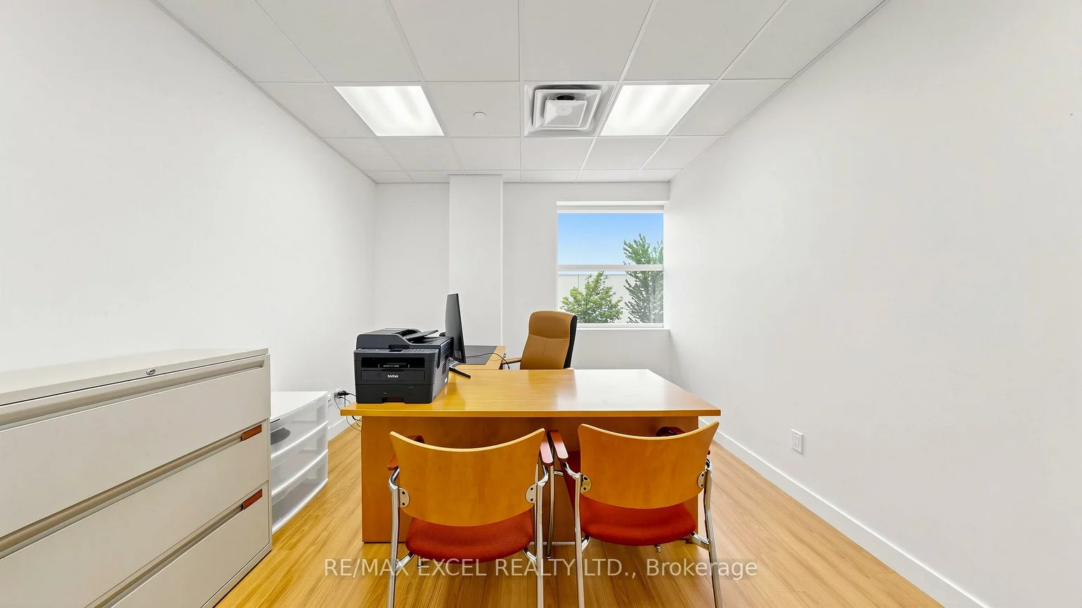 158, Don Hillock, Bayview Southeast, Aurora