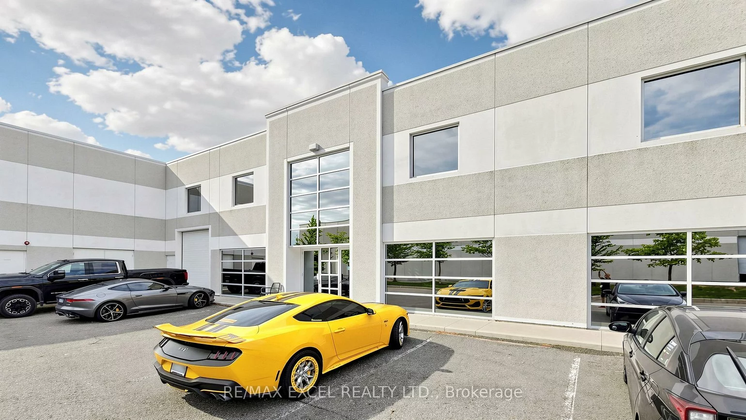 158, Don Hillock, Bayview Southeast, Aurora