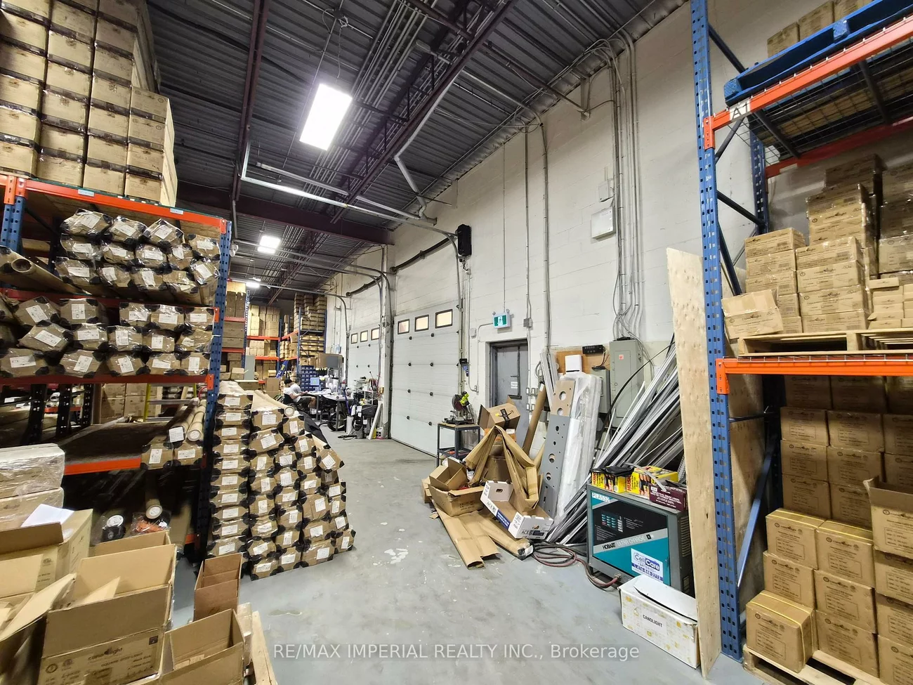 305, Industrial, Aurora Grove, Aurora