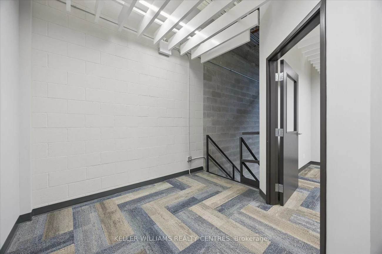 235, Industrial, Aurora Grove, Aurora