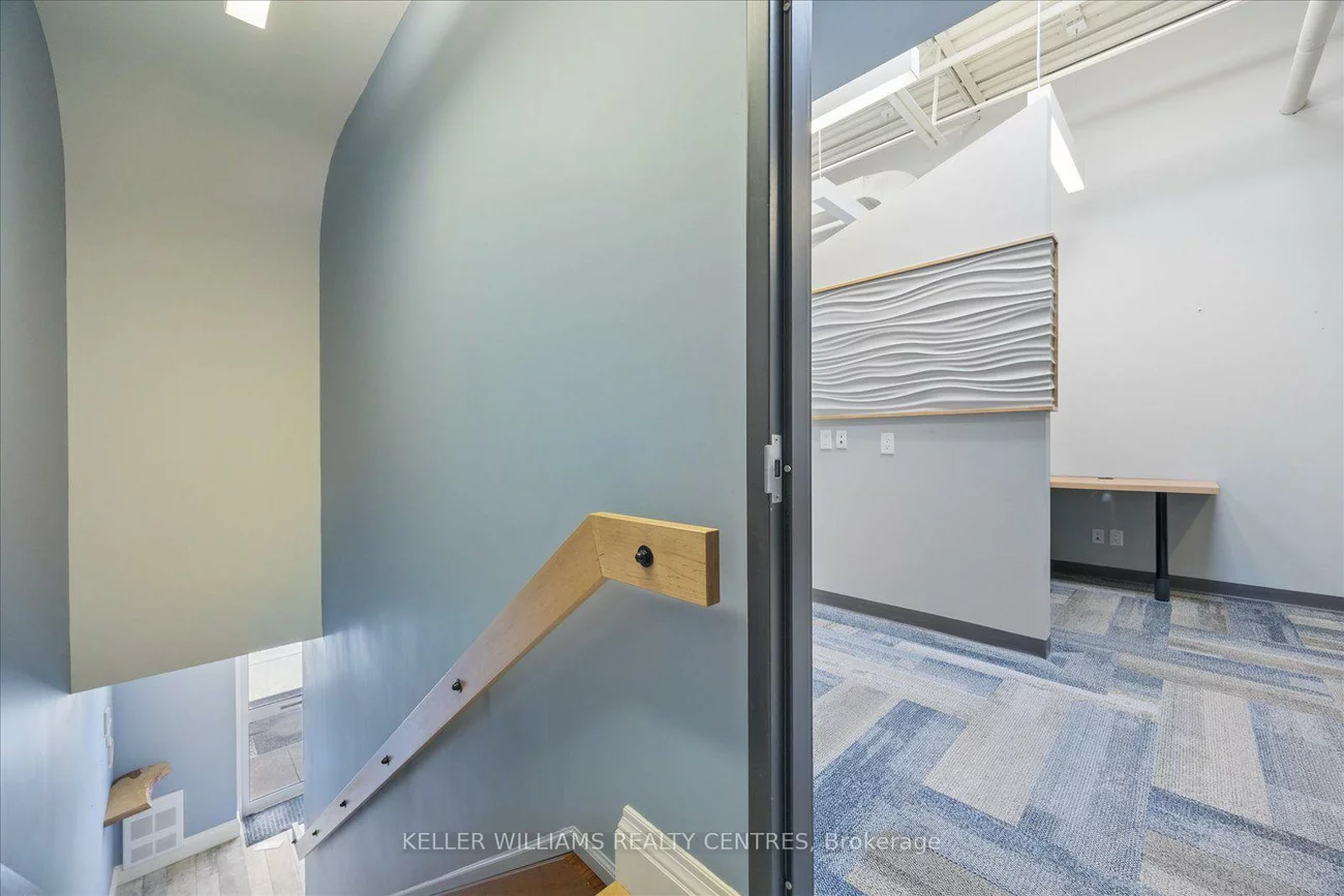 235, Industrial, Aurora Grove, Aurora