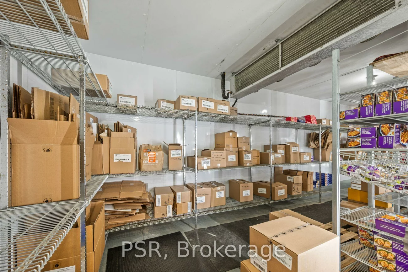 15005, Yonge, Aurora Village, Aurora