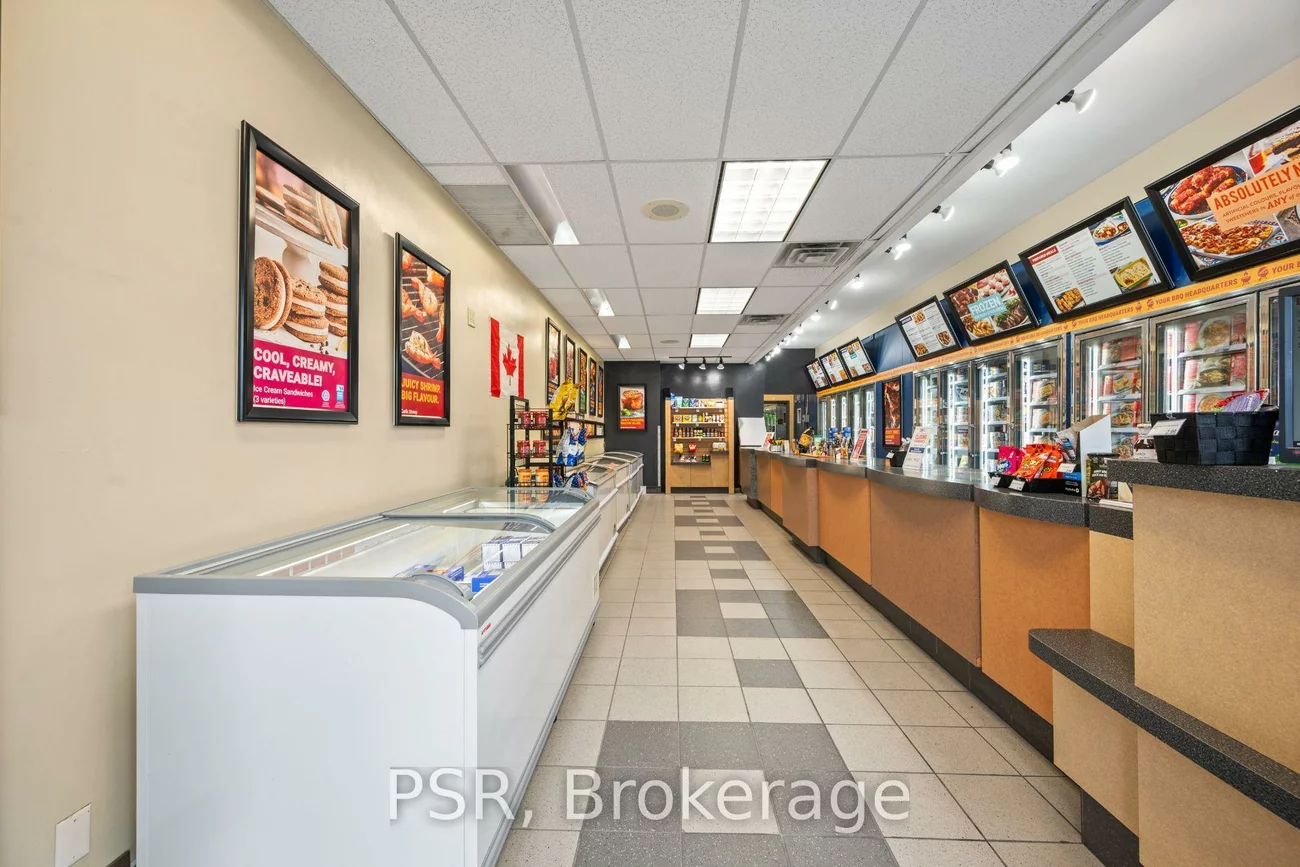 15005, Yonge, Aurora Village, Aurora