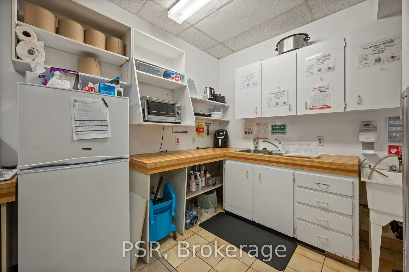 15005, Yonge, Aurora Village, Aurora