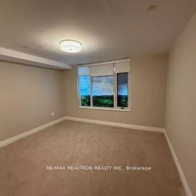 14785, Yonge, Rural Aurora, Aurora