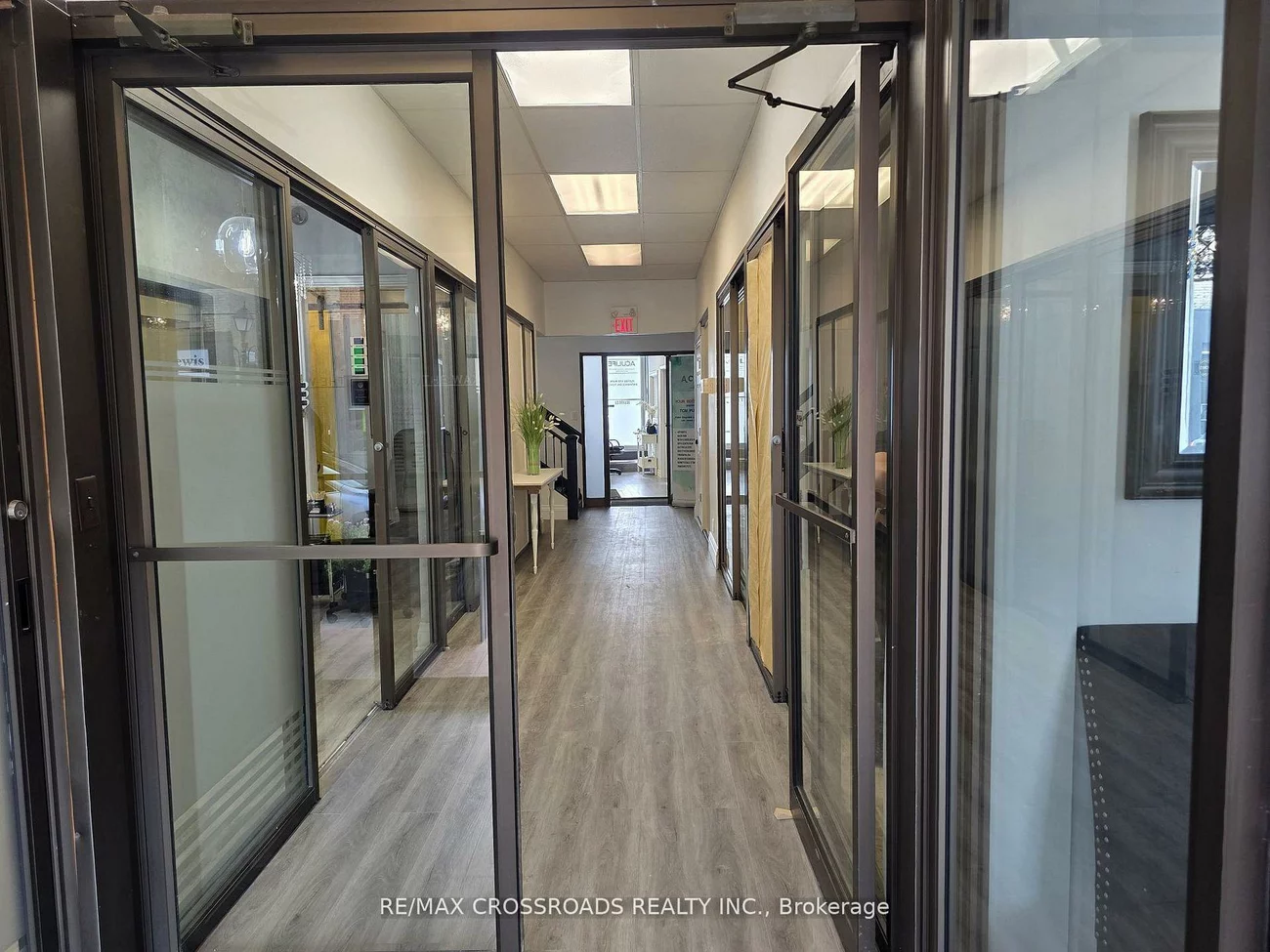 15221, Yonge, Aurora Village, Aurora