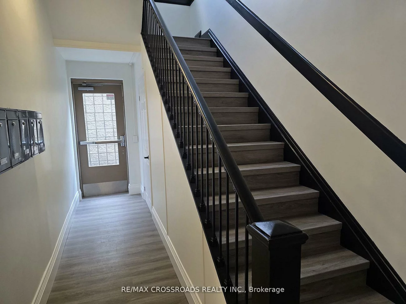 15221, Yonge, Aurora Village, Aurora