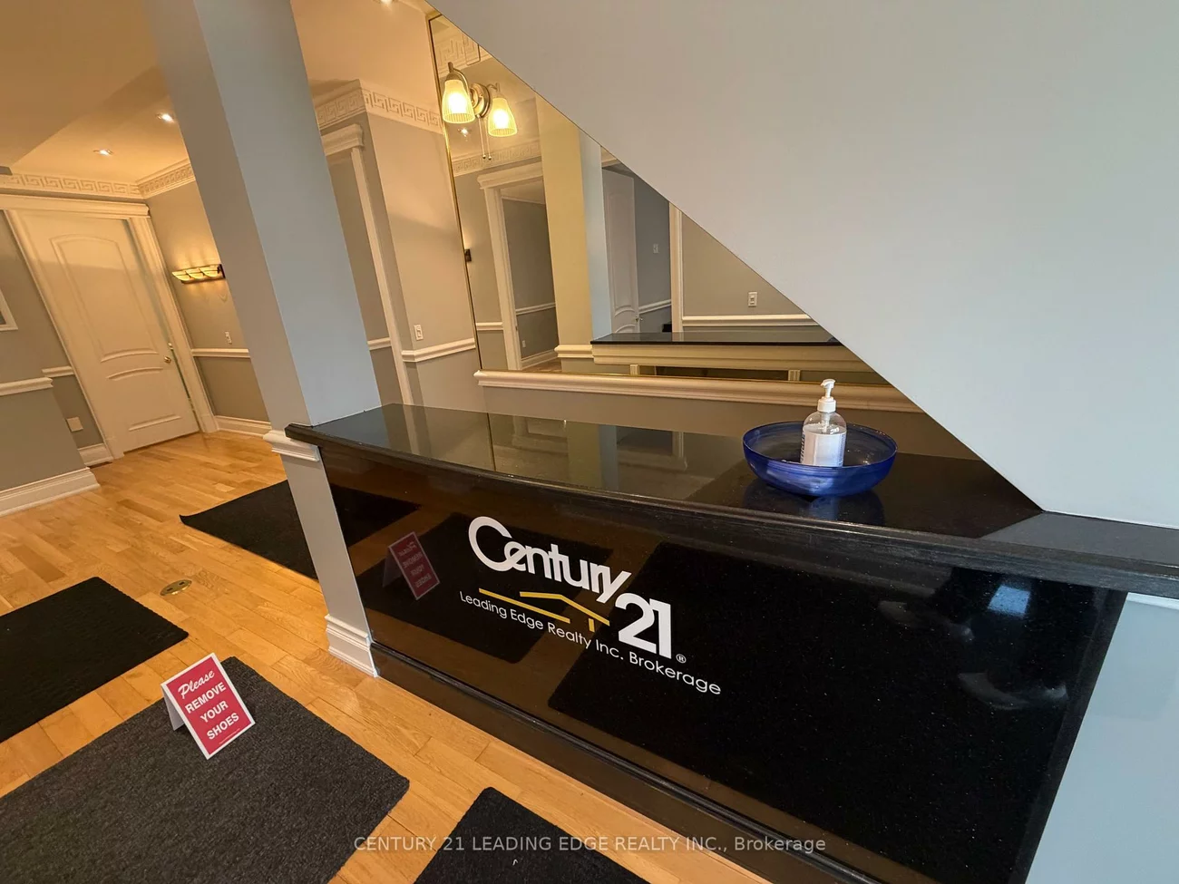 15132, Yonge, Aurora Village, Aurora