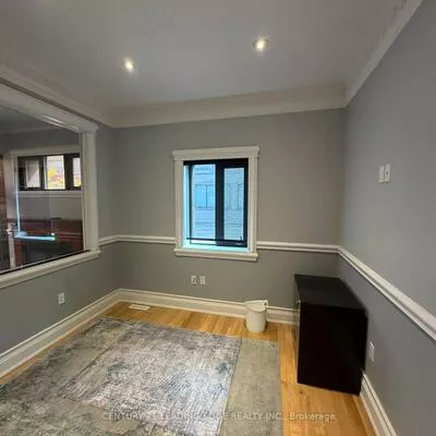 15132, Yonge, Aurora Village, Aurora