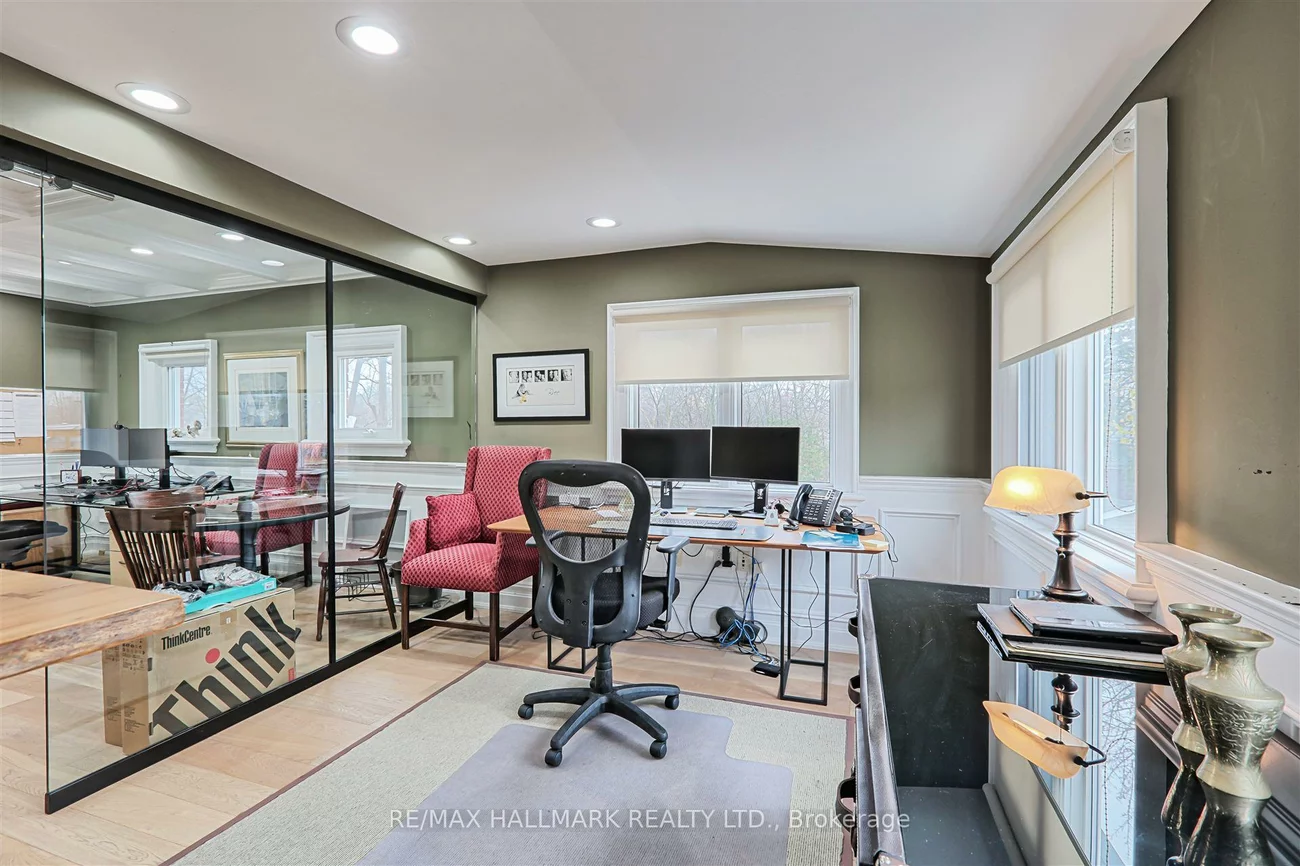15037, Yonge, Aurora Village, Aurora