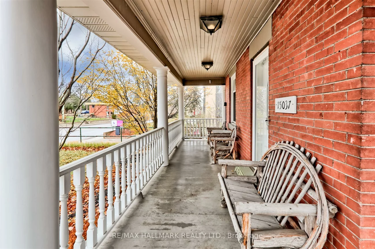 15037, Yonge, Aurora Village, Aurora
