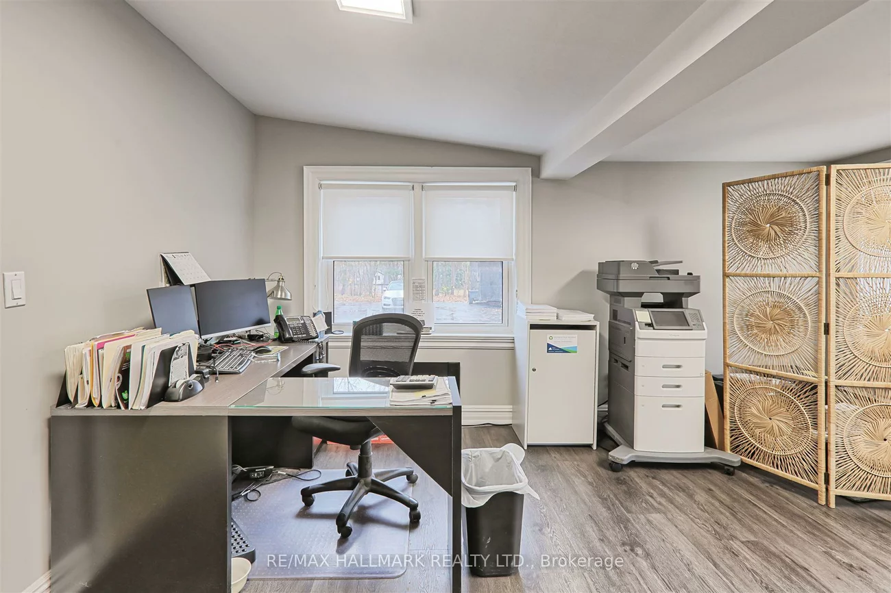 15037, Yonge, Aurora Village, Aurora