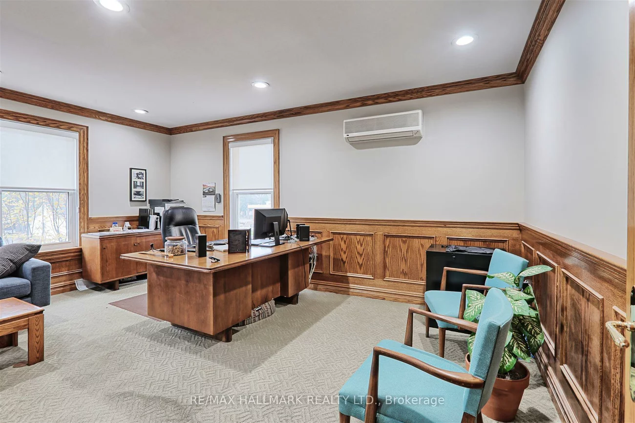 15037, Yonge, Aurora Village, Aurora