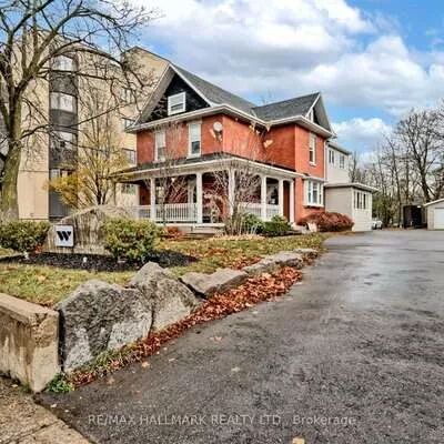 15037, Yonge, Aurora Village, Aurora