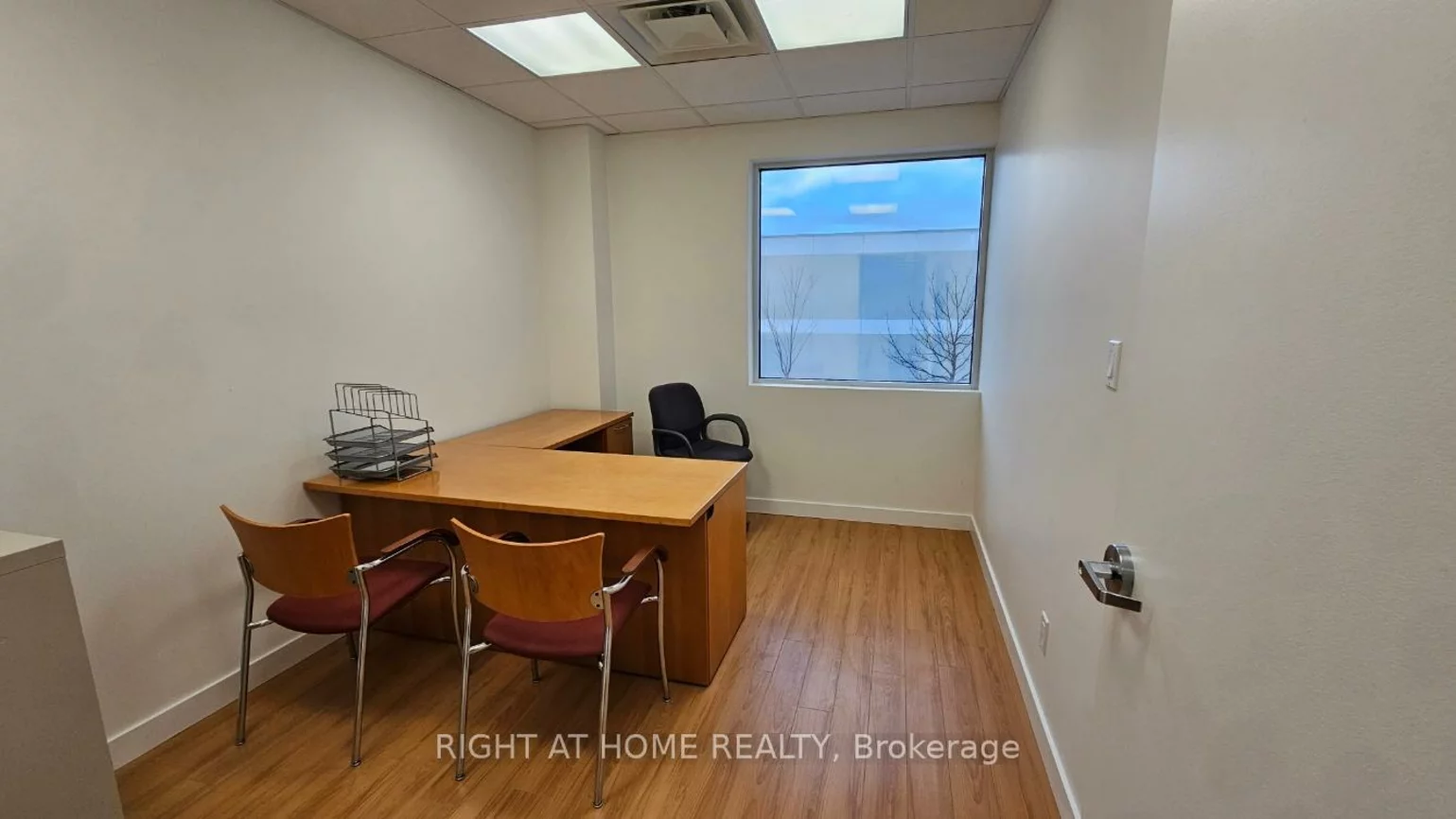 158, Don Hillock, Bayview Southeast, Aurora