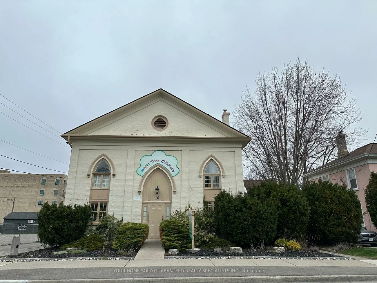 16-18, Mosley, Aurora Village, Aurora