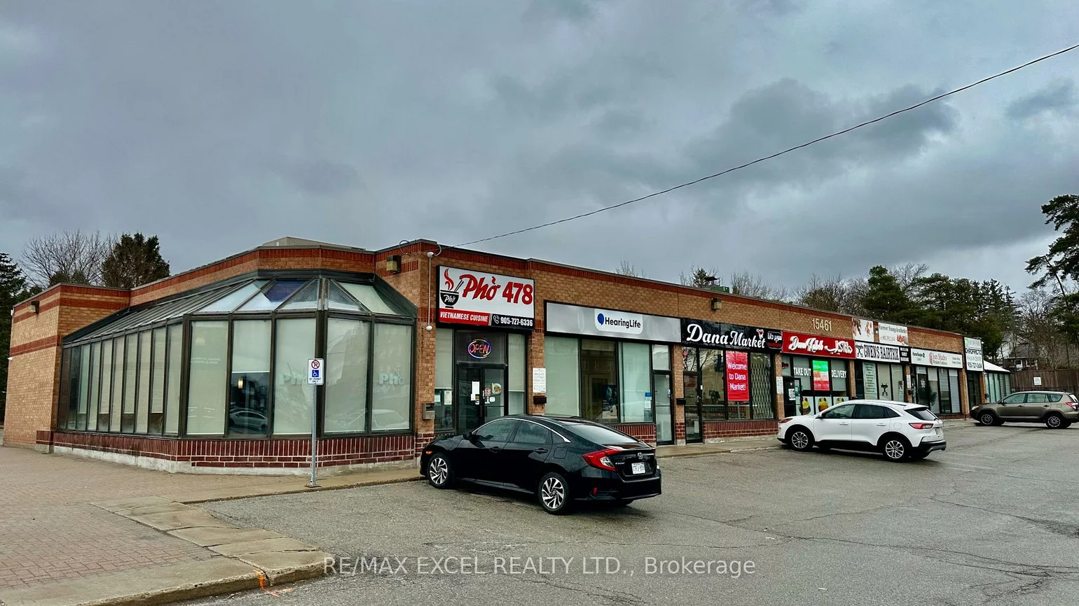 15461, Yonge, Aurora Village, Aurora