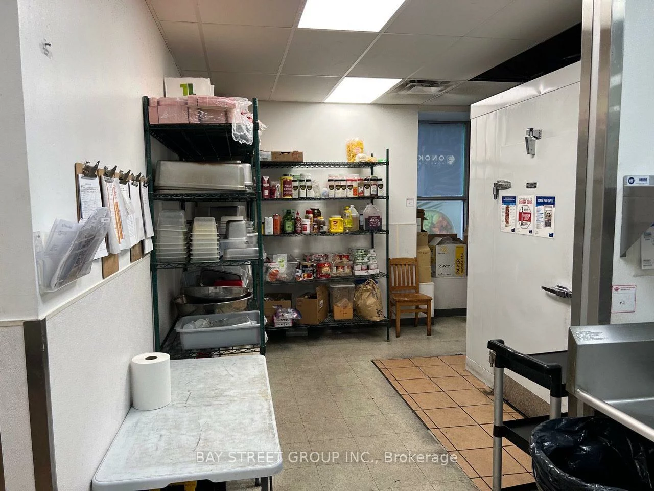 14846, Yonge, Aurora Highlands, Aurora