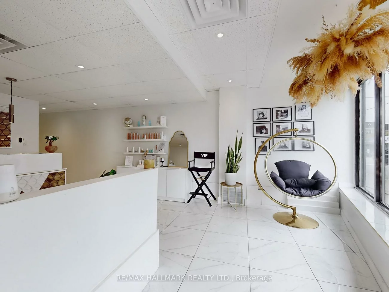 15187, Yonge, Aurora Village, Aurora