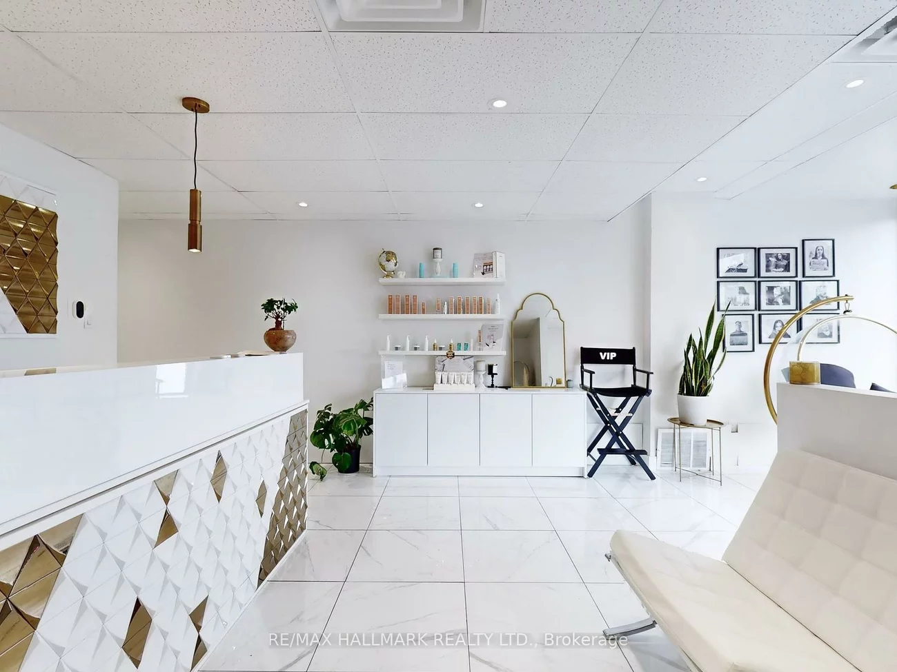 15187, Yonge, Aurora Village, Aurora