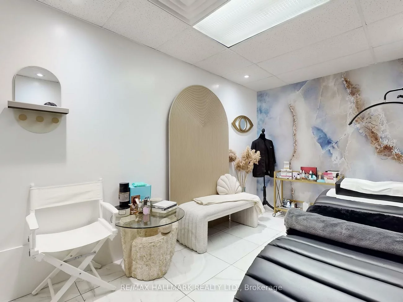 15187, Yonge, Aurora Village, Aurora