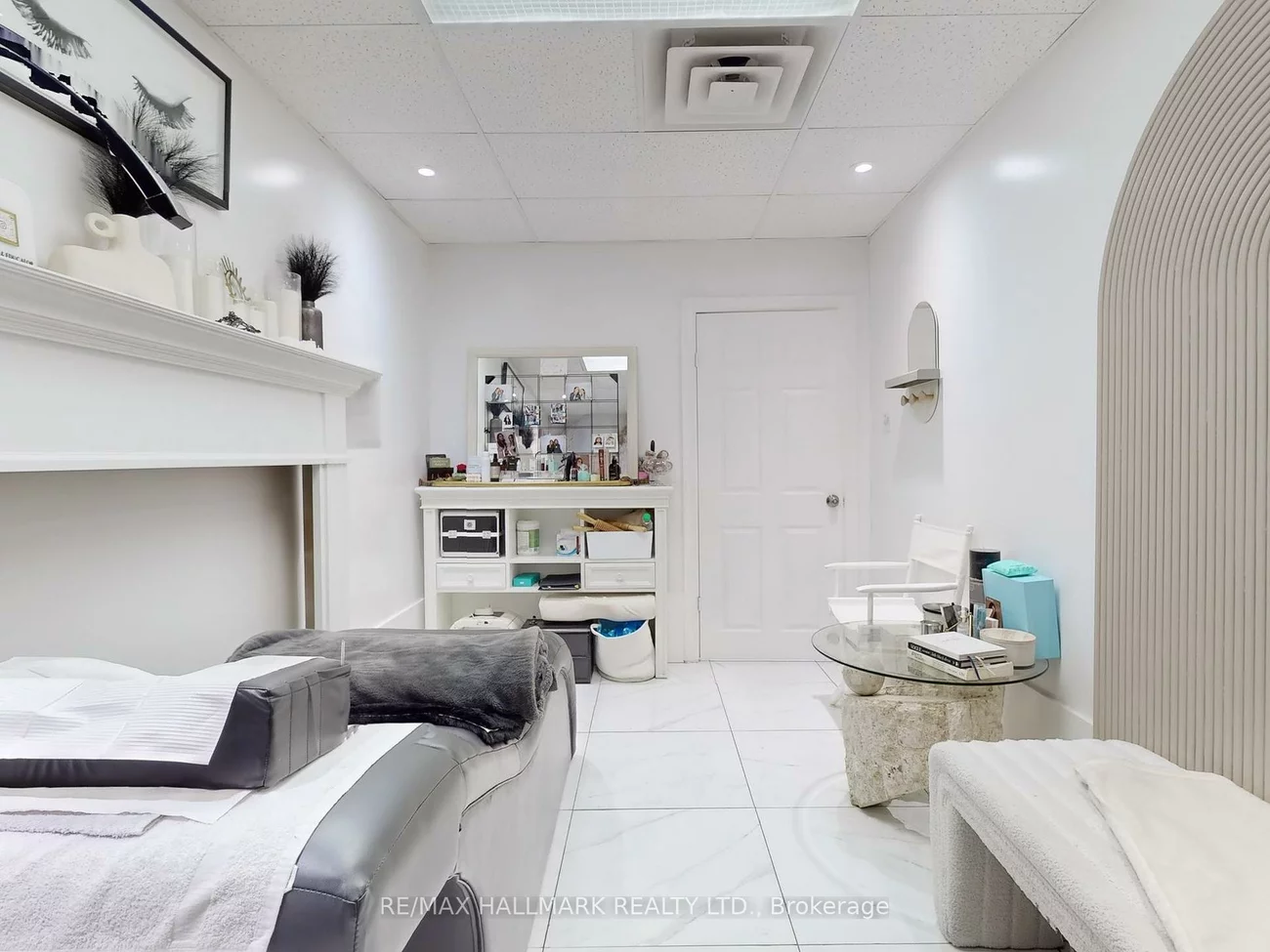 15187, Yonge, Aurora Village, Aurora
