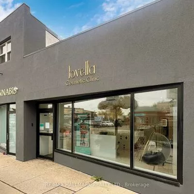 15187, Yonge, Aurora Village, Aurora
