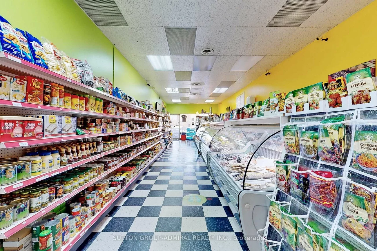 15408, Yonge, Aurora Heights, Aurora