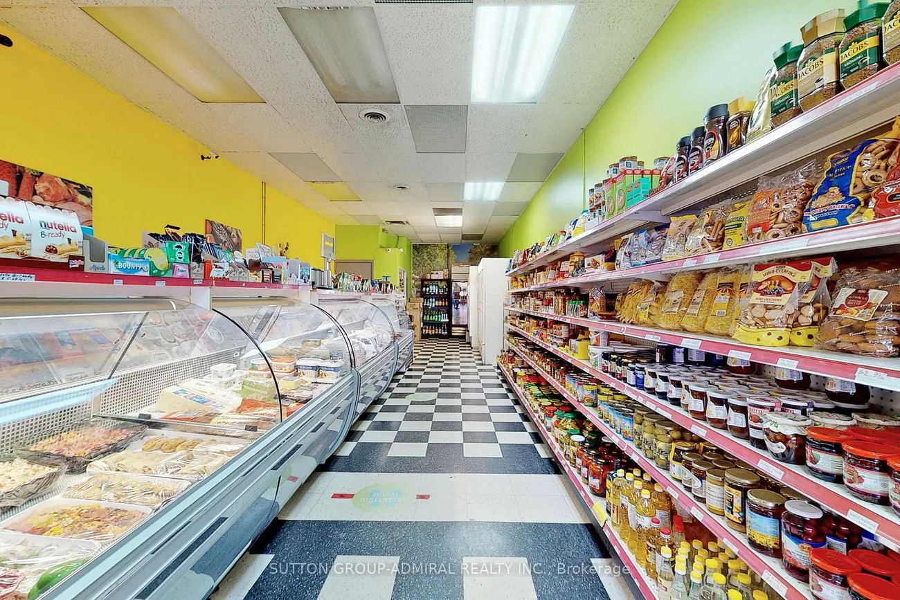 15408, Yonge, Aurora Heights, Aurora