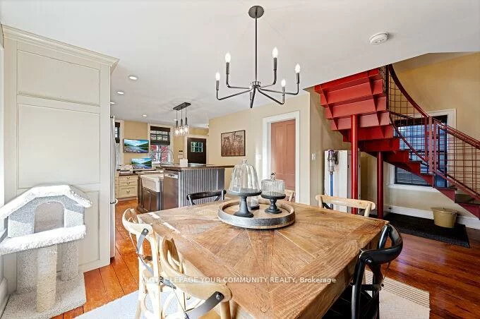15120, Yonge, Aurora Village, Aurora
