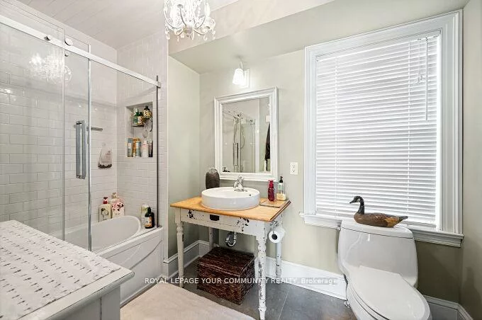 15120, Yonge, Aurora Village, Aurora