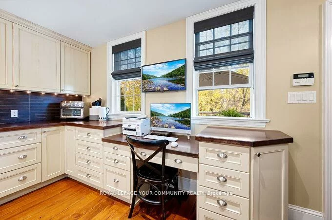 15120, Yonge, Aurora Village, Aurora