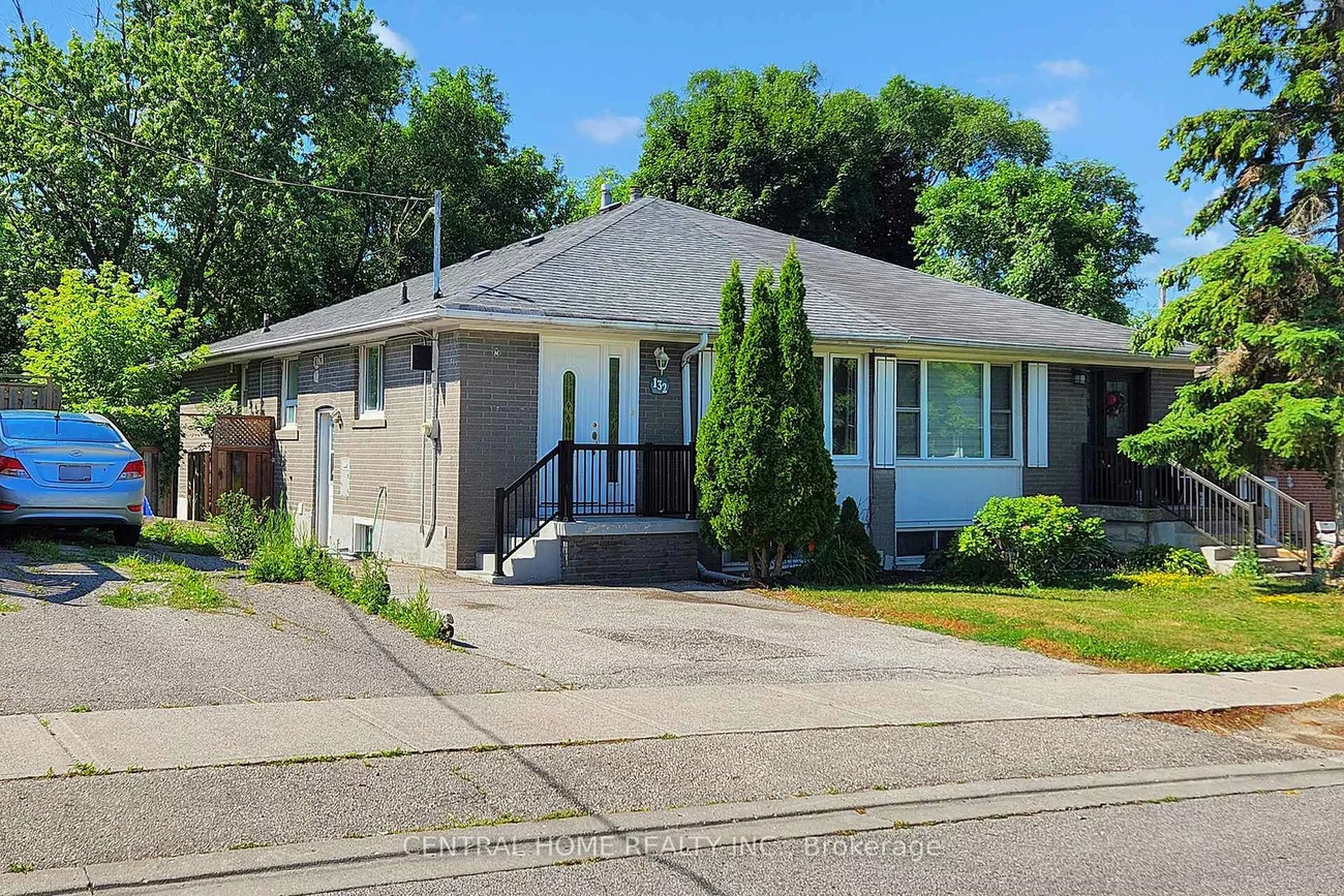 14834, Yonge, Aurora Highlands, Aurora