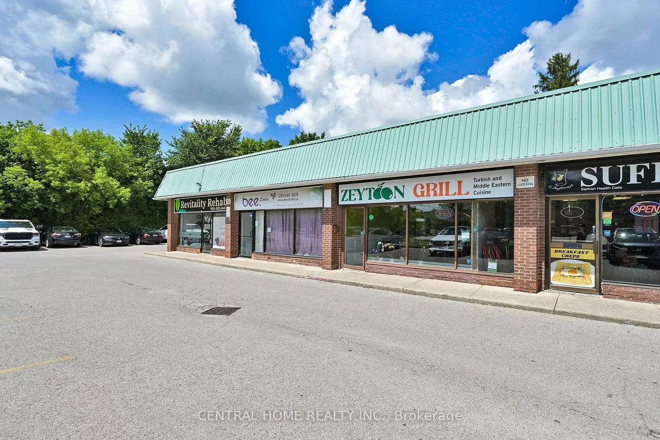 14834, Yonge, Aurora Highlands, Aurora
