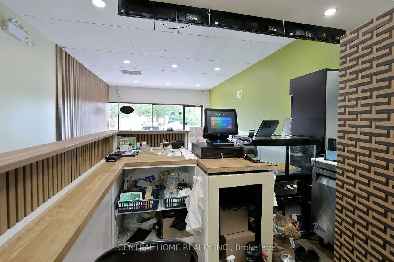 14834, Yonge, Aurora Highlands, Aurora