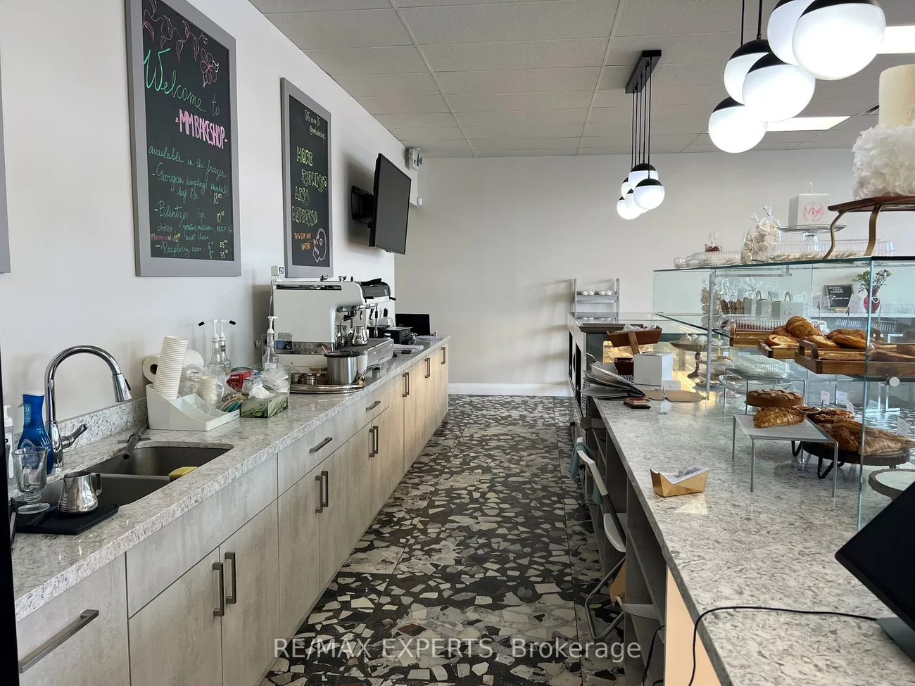 14800, Yonge, Aurora Highlands, Aurora