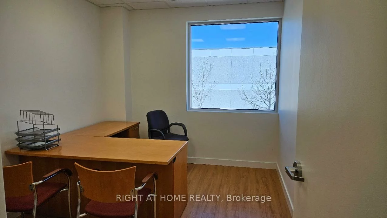 158, Don Hillock, Bayview Southeast, Aurora