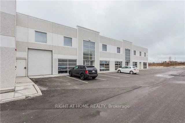 158, Don Hillock, Bayview Southeast, Aurora