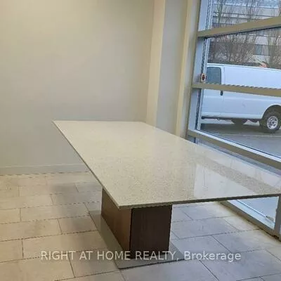 158, Don Hillock, Bayview Southeast, Aurora