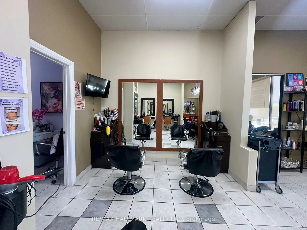 15461, Yonge, Aurora Village, Aurora